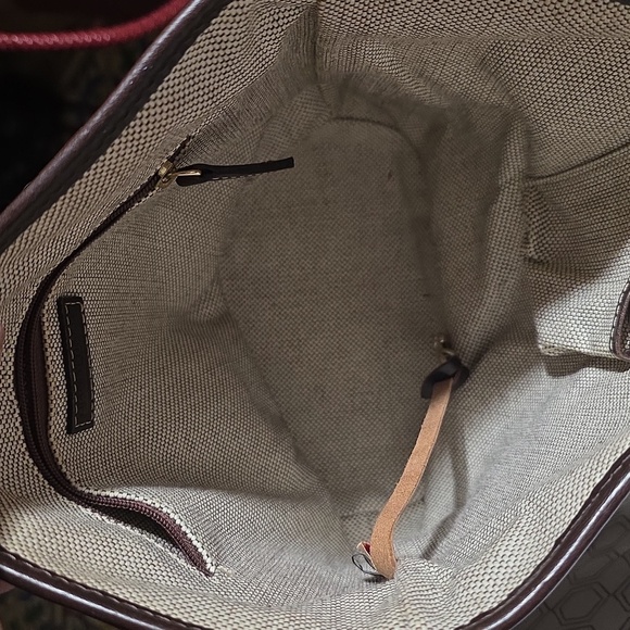 Dooney & Bourke bucket bag - Picture 6 of 6